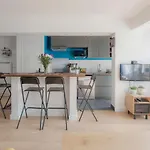 Charming Apartment Place D\'Italie